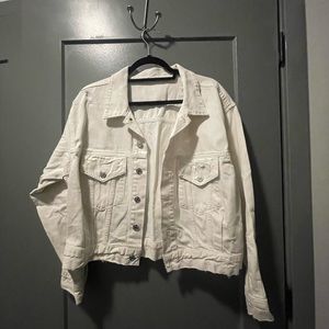 NWOT White Citizens of Humanity denim jacket (intentionally distressed)